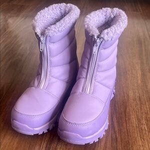 DSG Lavender Winter Boots with Plush Lining